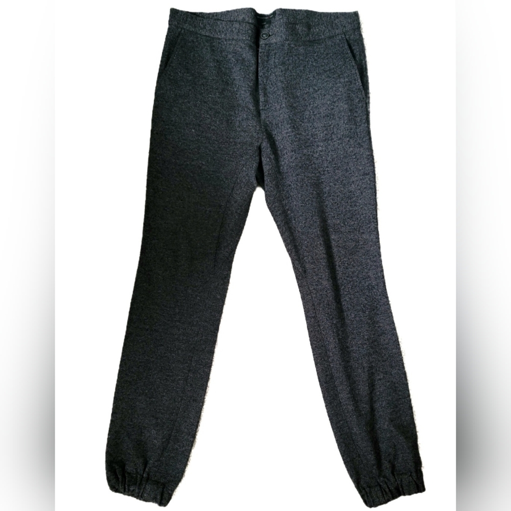 John Varvatos wool dress pant in brown. Have elasticized ankle (jogger style).